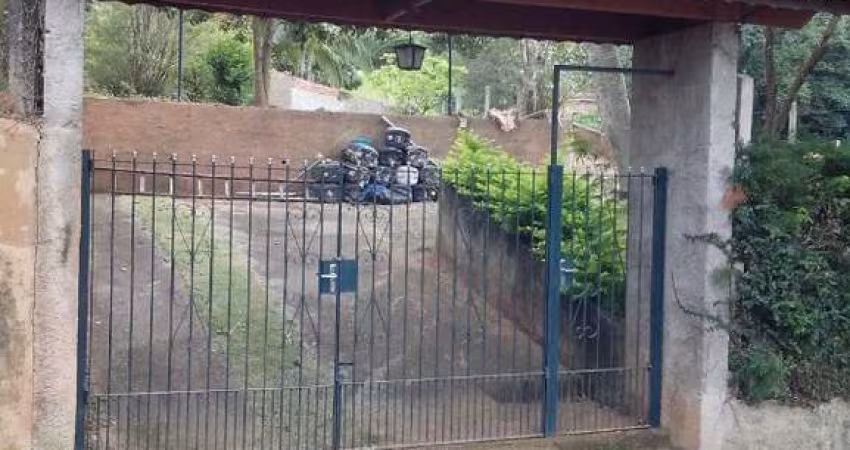 Terreno à venda em Monte Alegre do Sul-SP, Bairro Estancia Girardelli, 328,00 m² de área. Venha conferir!