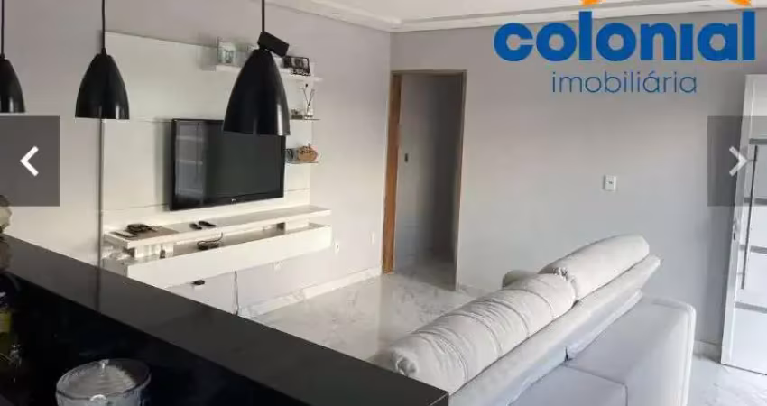CASA COM 3 QUARTOS/1 SUÍTE E AMPLO TERRENO, VILA PRIMAVERA, JARINÚ SP.