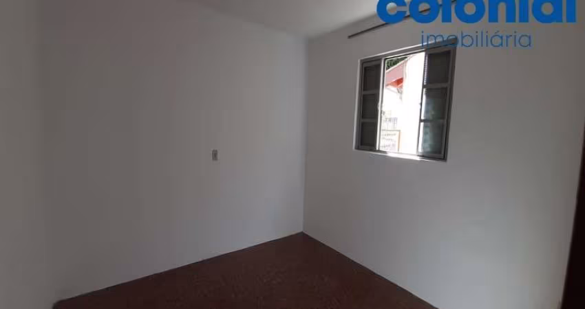 CASA TERREA COM 2 QUARTOS E 2 VAGAS