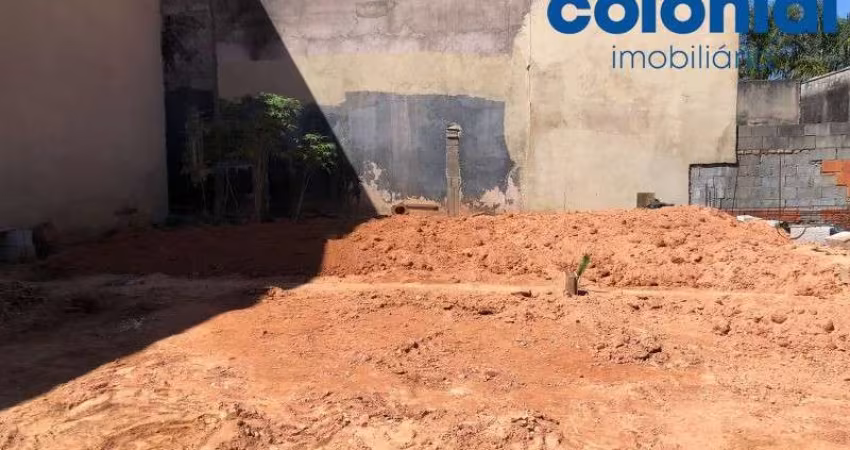TERRENO 240 Mts COM ALICERCE PARA CONSTRUÇÃO