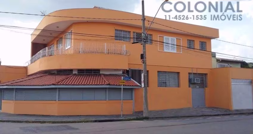 SOBRADO COM SALÃO COMERCIAL, 03 VAGAS, 05 BANHEIROS, 04 DORMITÓRIOS - Vila Rio Branco, Jundiaí