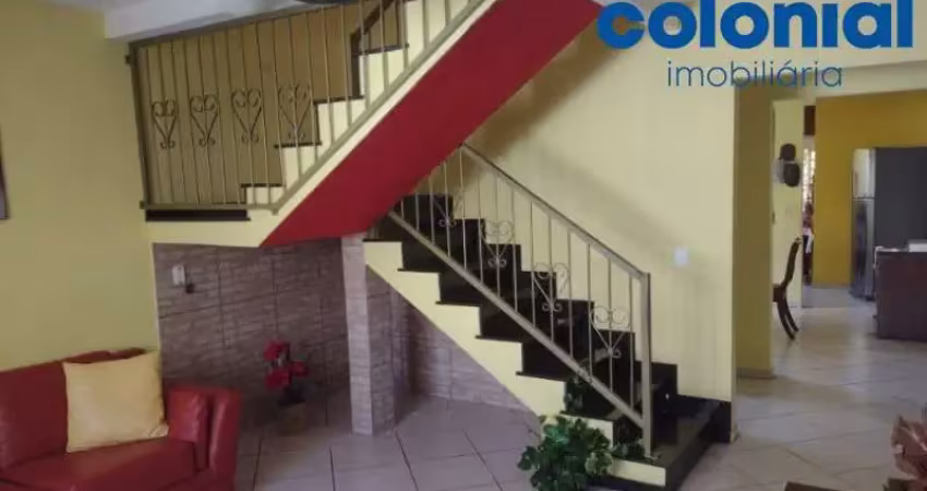Casa com 03 quartos/01 suíte com edícula, excelente opção para investimento, jardim tulipas.