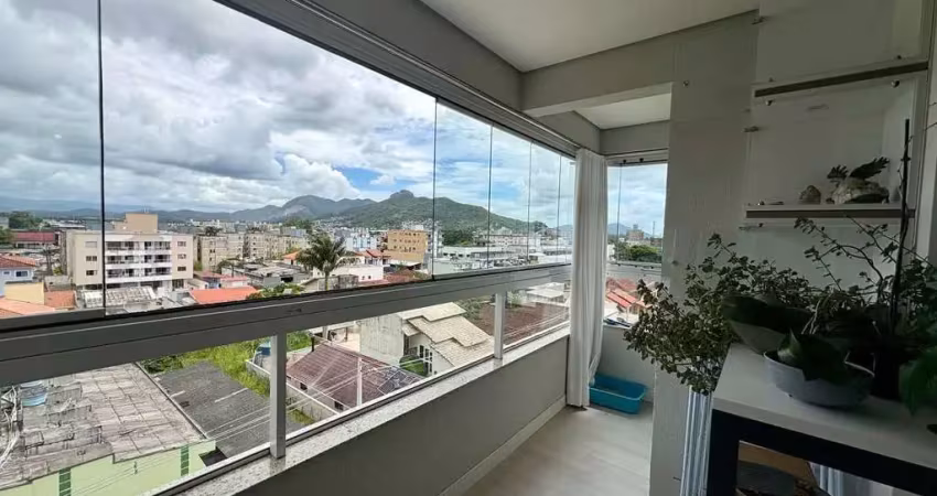 Apartamento com 3 quartos à venda na Prefeito Cantidio Virissimo, 321, Universitários, Biguaçu