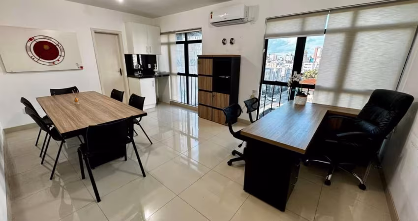 Sala comercial à venda na Rua Adhemar da Silva, 826, Kobrasol, São José
