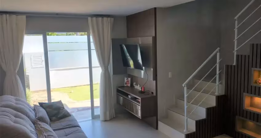 Casa com 2 quartos à venda na Rua Doutor Jayme Antunes Maciel, 28, Forquilhas, São José