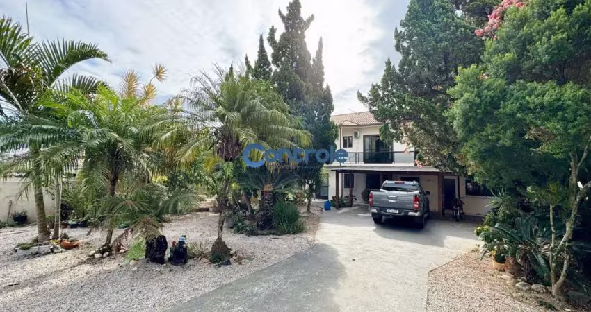 Casa com 6 quartos à venda na Rua Jacinto Damásio, 323, Serraria, São José