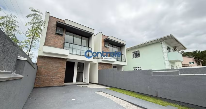 Casa com 3 quartos à venda na Rua Hamilton Ferreira, 254, Areias, São José
