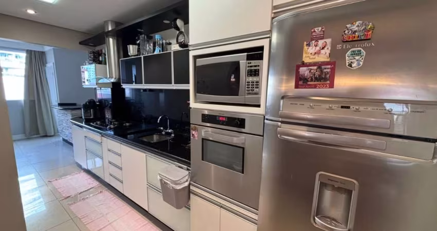 Apartamento com 3 quartos à venda na Rua José Gonzaga Regina Lima, 245, Kobrasol, São José