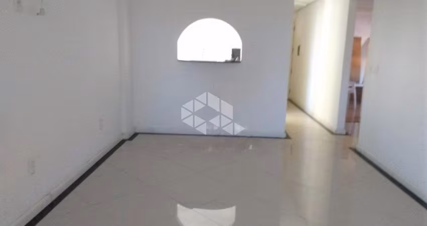 Apartamento 2 quartos c/ garagem no bairro Menino Deus