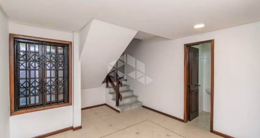 Casa em condomínio com 2 quartos, sendo 1 suíte no Bairro Tristeza.