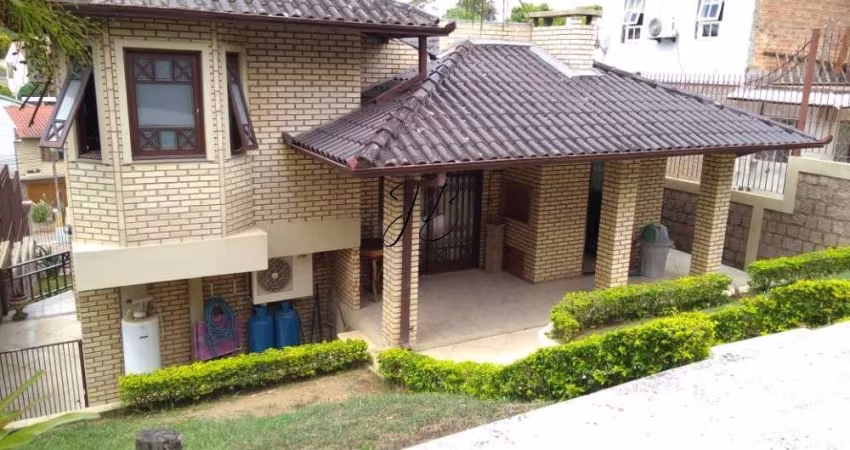 Casa com 2 dormitórios 1 suíte