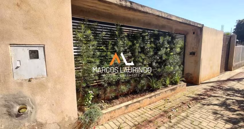Casa à venda no bairro Messiânico - Londrina/PR