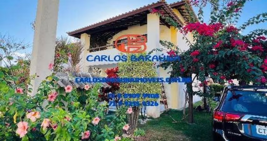 Casa espetacular 5/4 com suíte em condomínio fechado