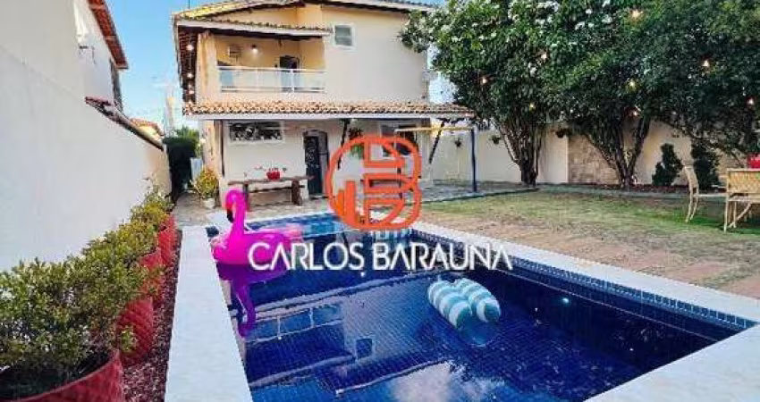 Excepcional casa de luxo com piscina e closet 4/4 em condomínio Parque Stella