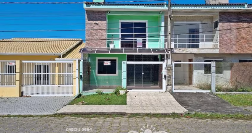 SOBRADO NO BALNEÁRIO SHANGRI-LÁ EM PONTAL DO PARANÁ/PR