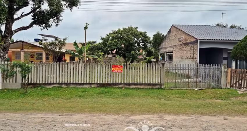 Terreno murado e aterrado - perfeito para sua casa de veraneio ou investimento!