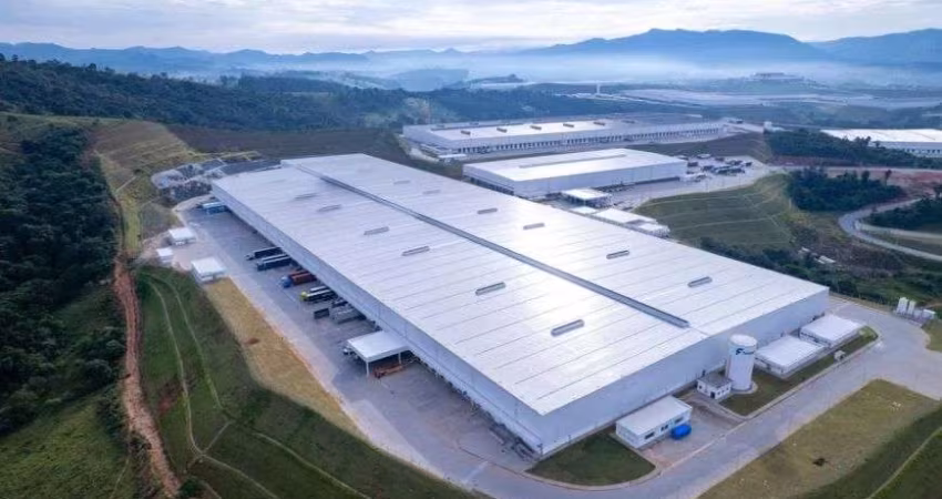 Galpão 6.629m² 08 docas Extrema Rodovia Fernão Dias