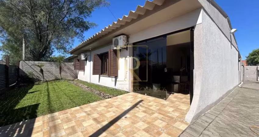 CASA PROXIMO AO MAR COM 03 DORMITORIOS PROXIMO AO MAR