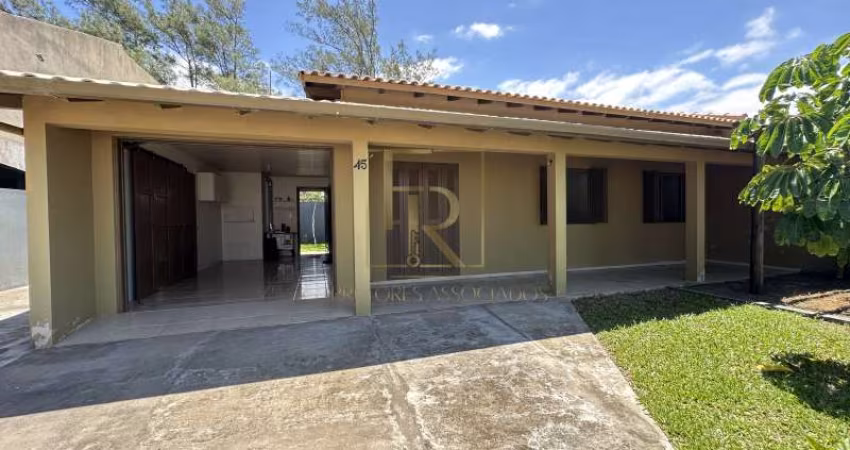 Casa localizada a 150 metros do mar em Tramandaí!