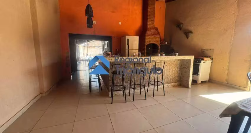 Casa com 4 quartos à venda no Lourdes, Uberaba 