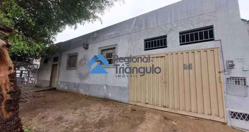 Casa à venda, 16 quartos, 3 suítes, 4 vagas, nossa senhora da abadia - uberaba/mg