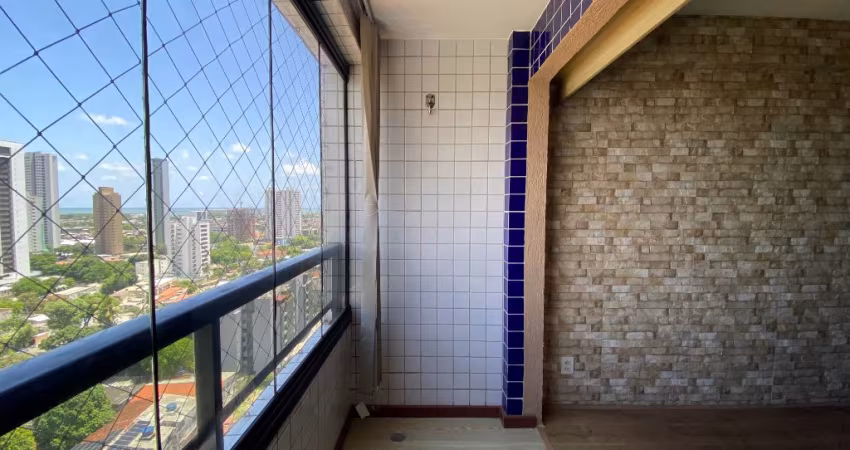 Apartamento reformado com closet 3 quartos 2 banheiros + 1 vaga coberta de garagem na Encruzilhada