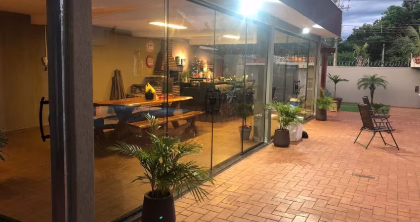 Casa / Área de Lazer - Cidade Universitária