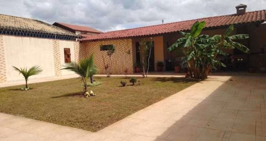 Casa com edicula!