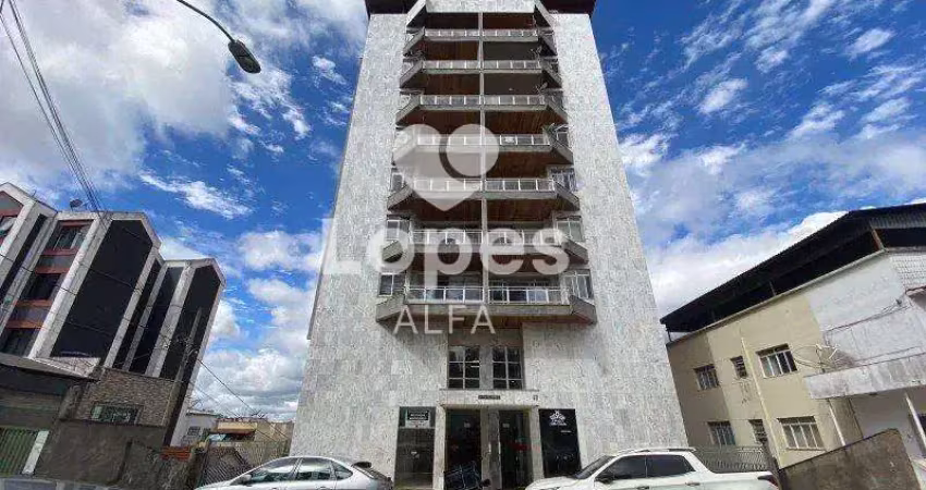 Apartamento com 3 quartos à venda na Rua Afrânio de Castro Costa, Centro, Barbacena