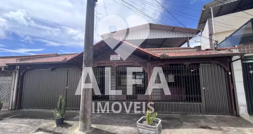 Casa à venda em barbacena no santa efigênia com 3 kitnet com entrada independente