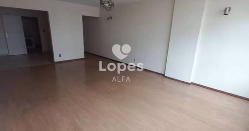 Apartamento espaçoso de 209m² na melhor localização de Barbacena/MG