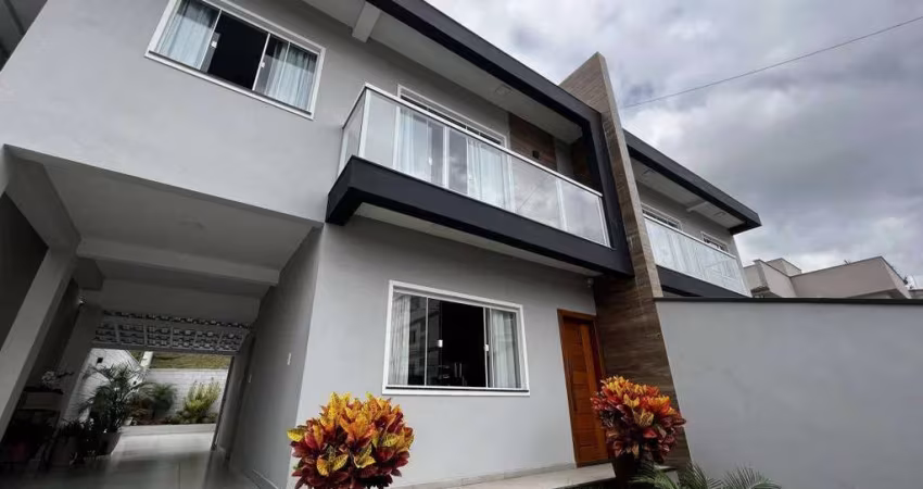 Casa geminada à venda em Barbacena, Grogotó, com 3 quartos, 132m²