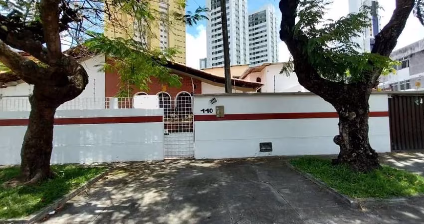 Casa para Venda em Recife, hipódromo, 4 dormitórios, 2 suítes, 5 banheiros, 5 vagas