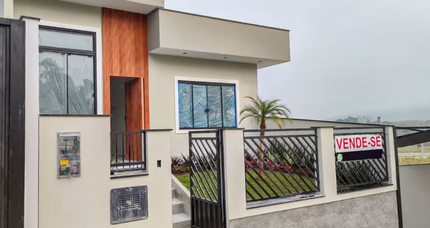 Casa Unifamiliar com 4 quartos em Forquilhas