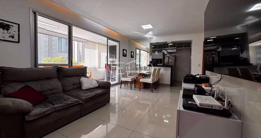 Apartamento de 3 quartos, sendo 1 suíte e 1 lavabo. Condomínio com lazer extraordinário! Vila da Se