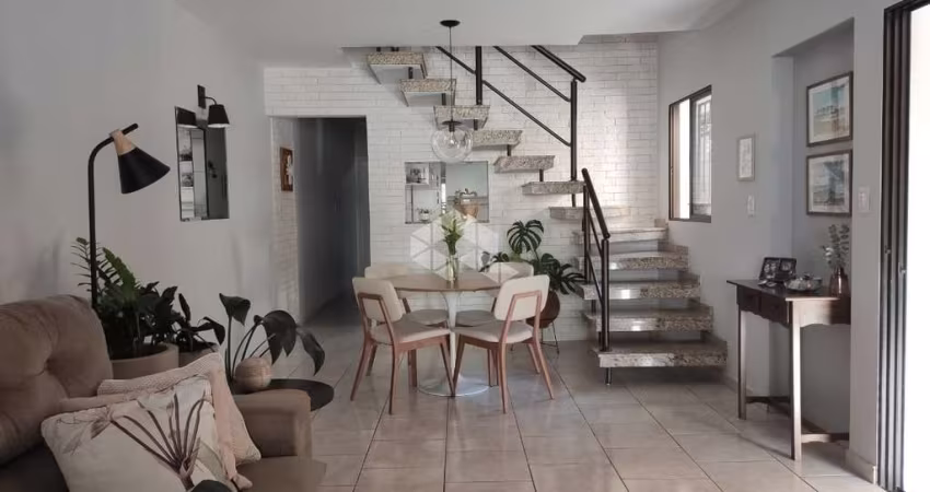 Sobrado com 4 Quartos e 4 banheiros à Venda, 125 m²