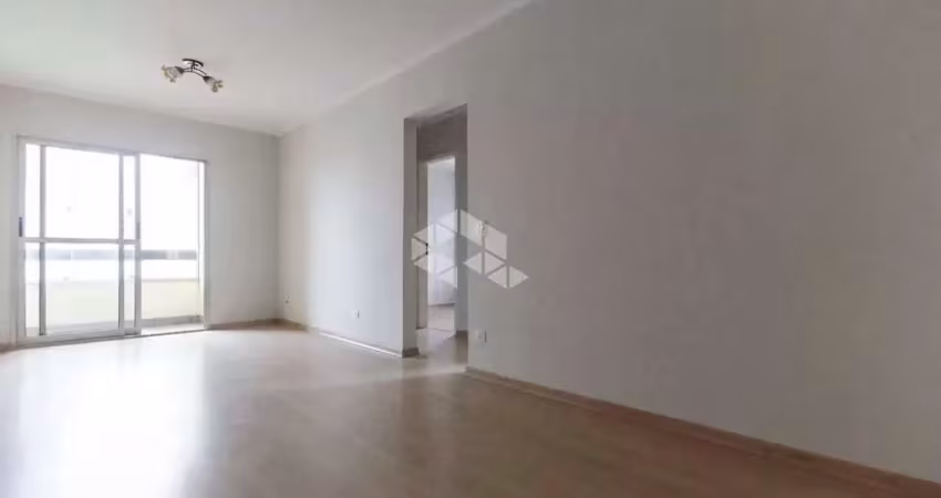 Apartamento em Santana com 3 dormitórios e 1 vaga de garagem.