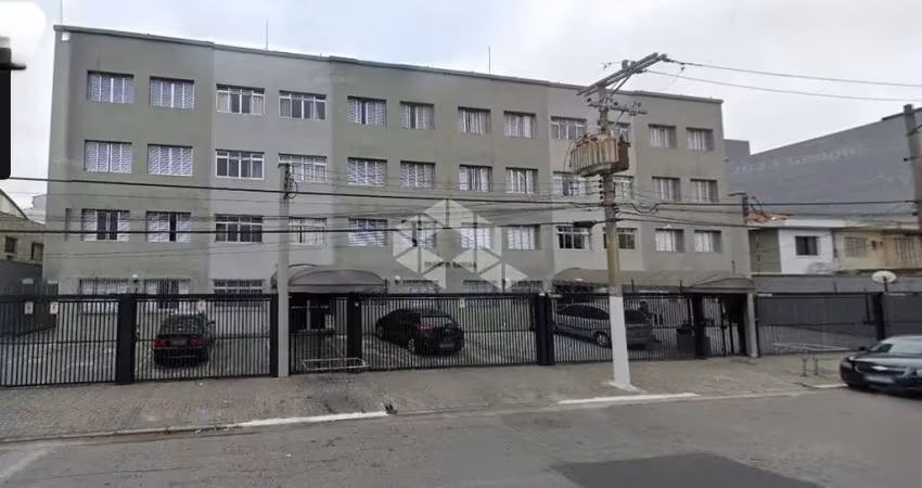 Apartamento clássico reformado à venda com 2 dormitórios e 1 vaga coberta - próximo ao centro do parque novo mundo