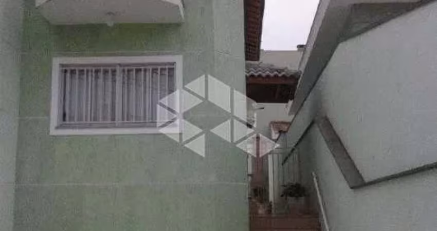 Sobrado à venda no Imirim com 3 suítes, quintal com churrasqueira e 4 vagas - Conforto e localização estratégica