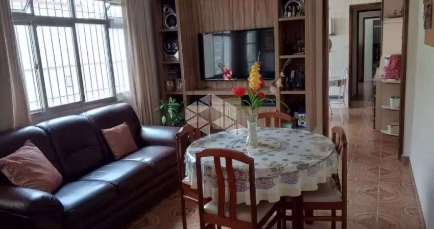 Casa assobradada à venda | 250 m² | 3 dormitórios | 3 vagas na parada inglesa!