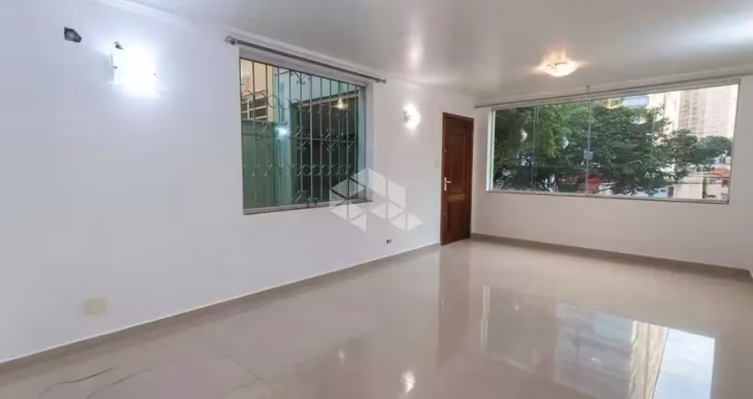 Casa com 3 quartos à venda na Rua Aureliano Leal, 340, Água Fria, São Paulo