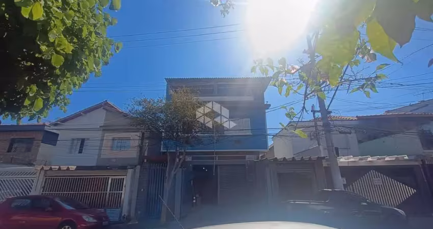 Prédio misto no carandirú com  galpão  e dois andares.