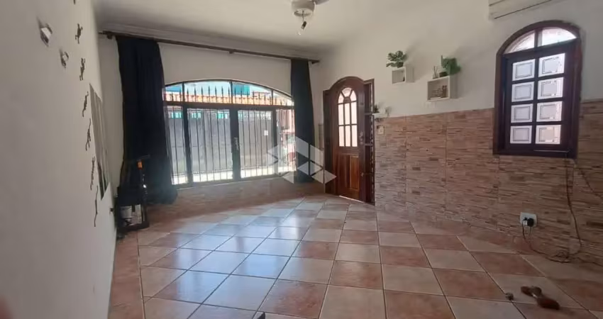 Casa em santa terezinha com 3 dormitórios e 4 vagas