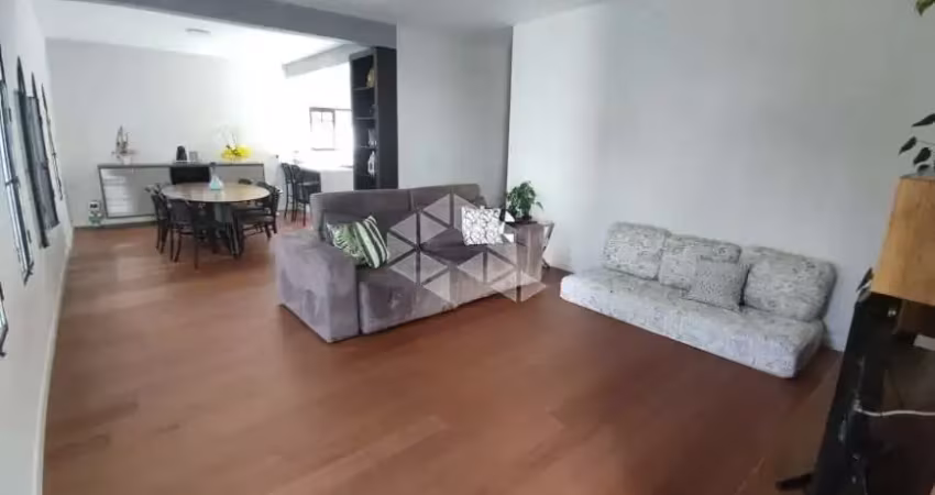 Casa térrea isolada, 150m², pronta para morar - próxima ao metrô parada inglesa!