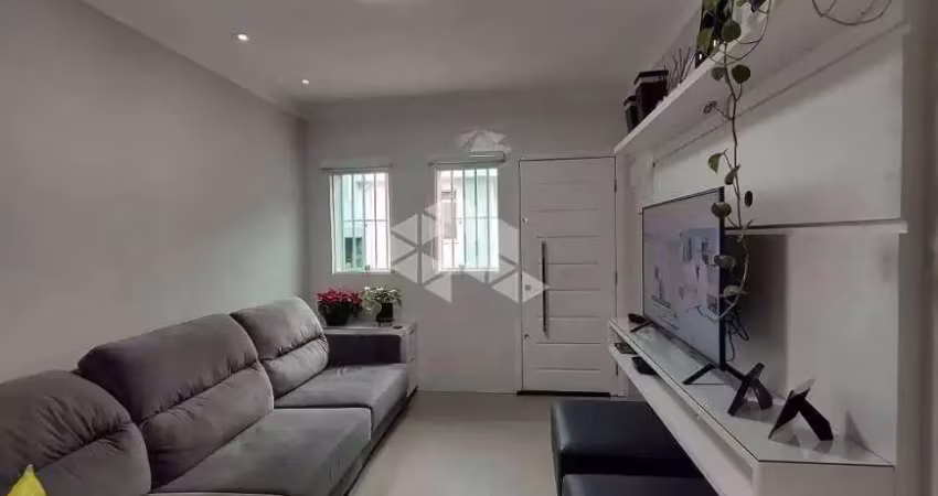 Casa na vila mazzei com 5 dormitórios e 2 vagas de garagem.