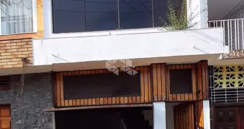 Sobrado na vila monumento co 2 dormitórios e 2 vagas