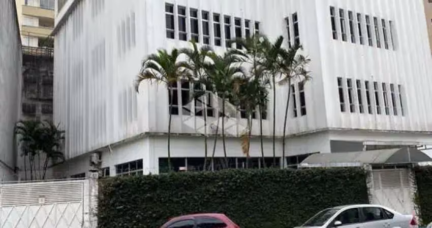 Prédio comercial na casa verde com 5 pavimentos e 25 vagas