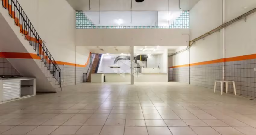 Prédio comercial com cozinha industrial ao lado do metrô santana