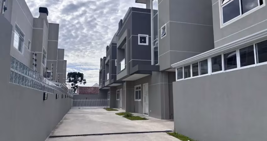 Sobrados de alto padrão com acabamento impecável no bairro alto