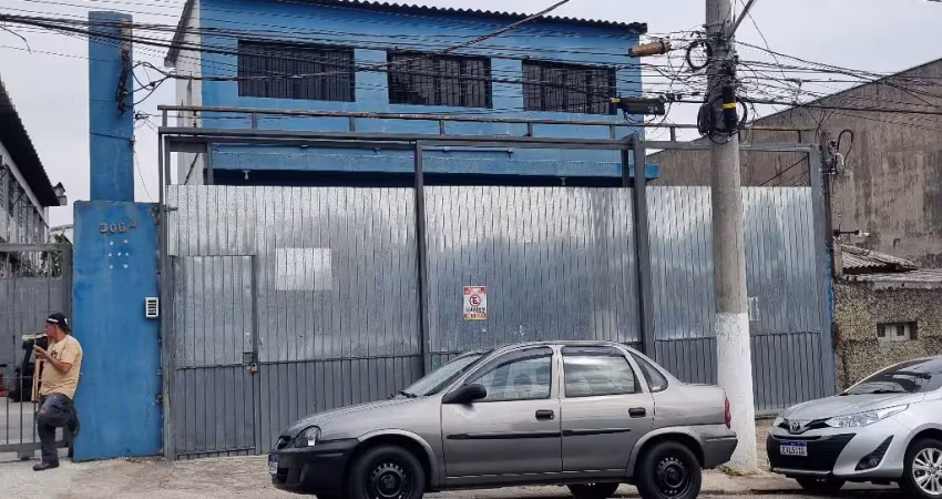 Galpão comercial 500m² de área construída, 60m² de escritório, copa, cinco banheiros e pé direito de até 5m no socorro